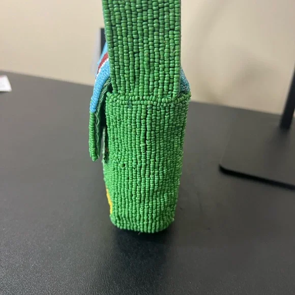 American & Beyond | Golf Enthusiasts Themed Beaded Shoulder Bag ⛳️☀️ - Picture 9 of 12